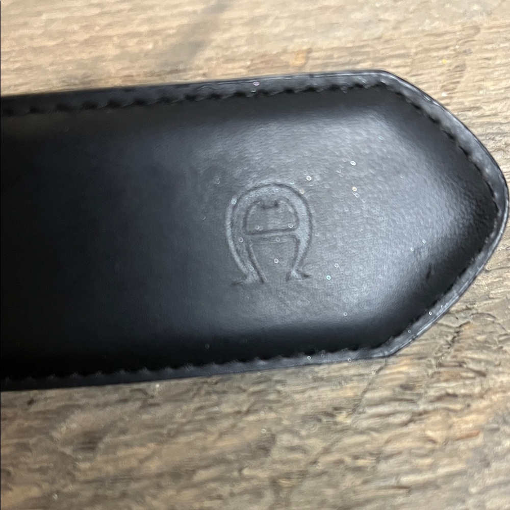 Etienne Aigner Black Belt with Silver Buckle - Picture 4 of 5